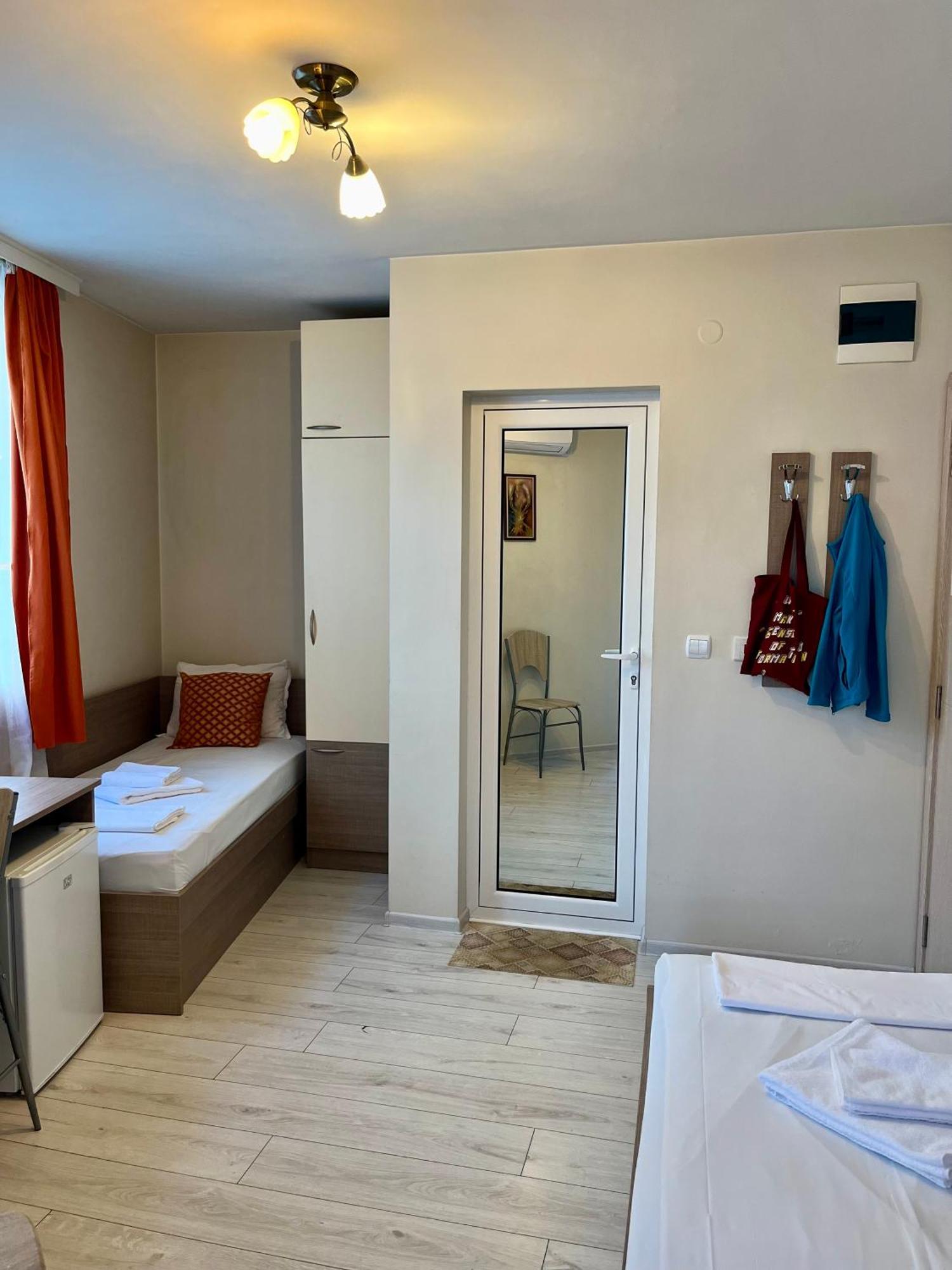 Хостел Атлас - Hostel Atlas Blagoevgrad Exterior foto